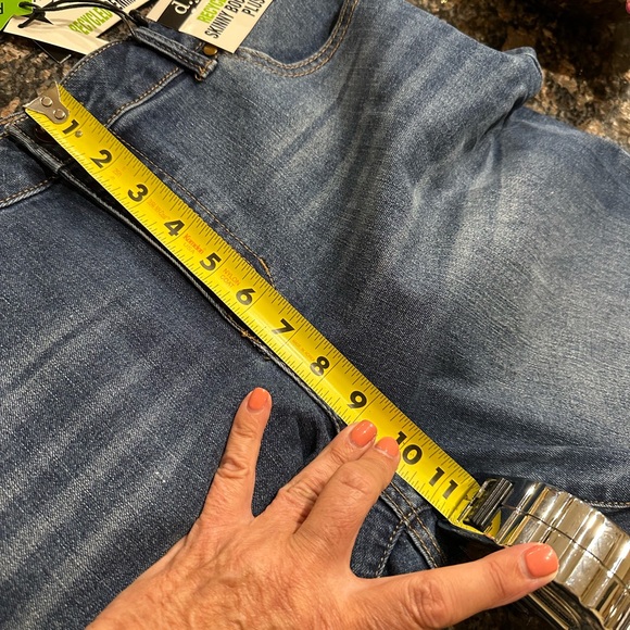 NWT d. Jeans - Picture 7 of 7